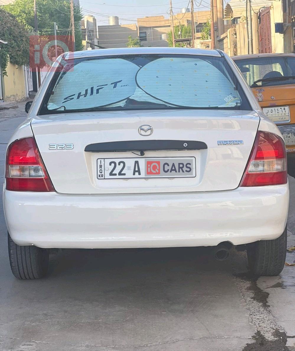 مازدا 323